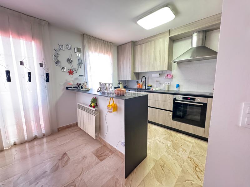 Foto 90c028b0-4a11-40d2-a4ca-07d68ee05e44. Dúplex duplex con terraza , parking y trastero en llinars! en Llinars del Vallès