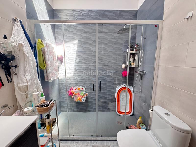 Foto f4358f31-998a-4a4c-9505-79c8b0e8d381. Dúplex duplex con terraza , parking y trastero en llinars! en Llinars del Vallès