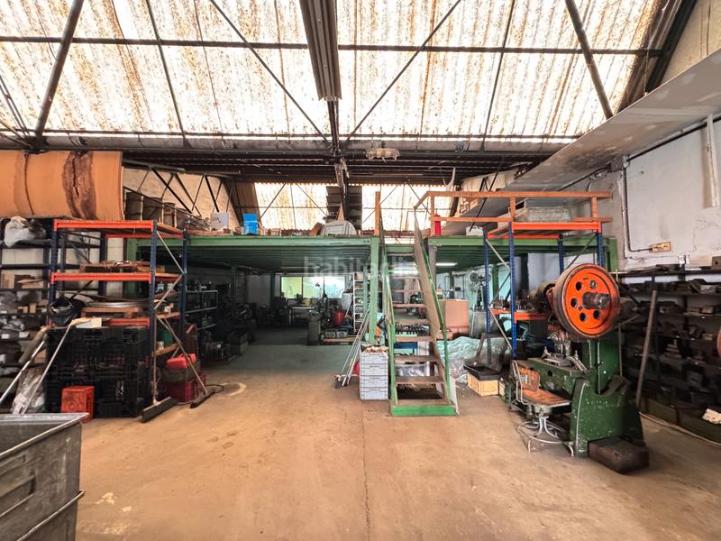 Foto 10479772-4287-4258-9441-31a1c006bf4f. Nave industrial  con patio de 300m² en Cardedeu