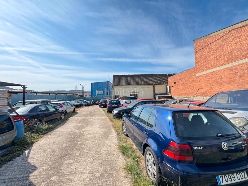 Foto 39d113a4-ee9e-47e1-9911-d82d49d243a8. Nave industrial  con patio de 300m² en Cardedeu