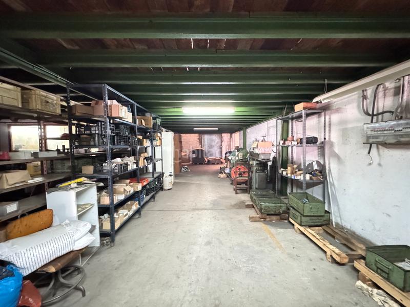 Foto 4fed5db8-f991-48c9-904c-fd8379f75f48. Nave industrial  con patio de 300m² en Cardedeu