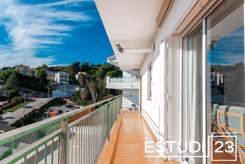 Foto 265e52b5-a7d6-4af1-a29d-920bd387d1d4. Casa  con piscina y vistas espectaculares a mar en Sant Cebrià de Vallalta
