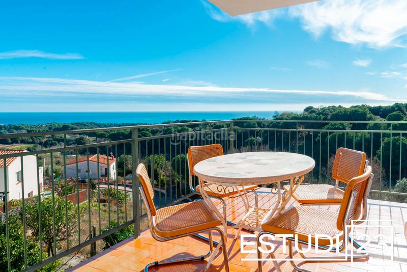 Foto 4fa3ec58-38b7-4657-9958-f1256ba1042e. Casa  con piscina y vistas espectaculares a mar en Sant Cebrià de Vallalta