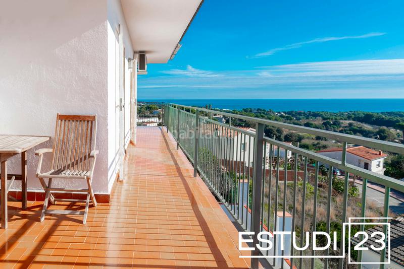 Foto ed7d9a37-6271-47d3-a7a0-7d8636e8fecf. Casa  con piscina y vistas espectaculares a mar en Sant Cebrià de Vallalta