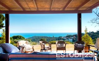 Location Chalet à Montalnou - Milans del Bosc. Casa mediterránea con vistas panorámicas a mar!
