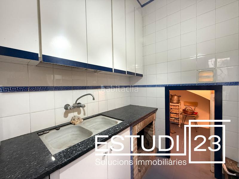 Foto 929a8c55-50bf-4908-a62b-f31e0421c442. Casa bifamiliare con parcheggio in Nucli Urbà Argentona