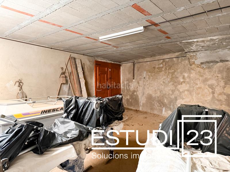 Foto f63091b9-4069-4565-bdcf-43ba9a56f8b9. Casa bifamiliare con parcheggio in Nucli Urbà Argentona