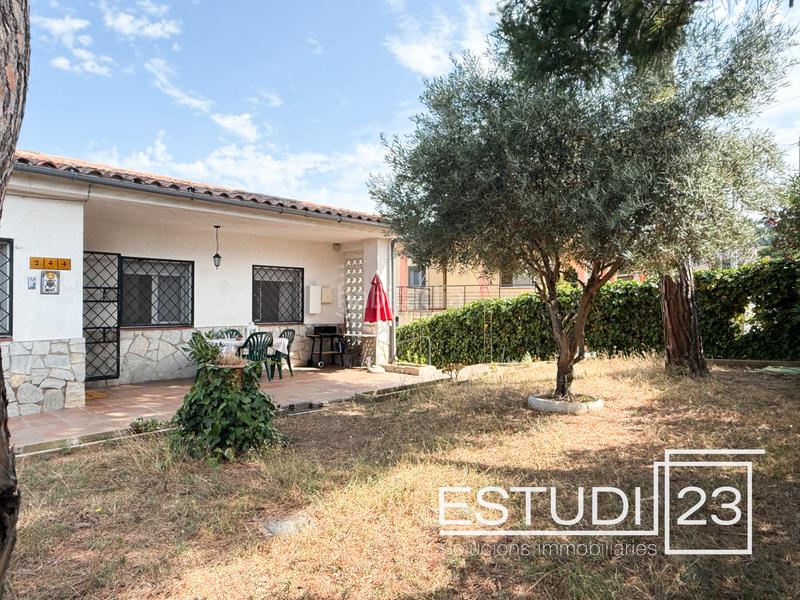 Foto b62f0b9a-b978-4cbe-8c70-b657c89bc4d4. Casa con riscaldamento parcheggio in Mas Mora-Sant Daniel Tordera