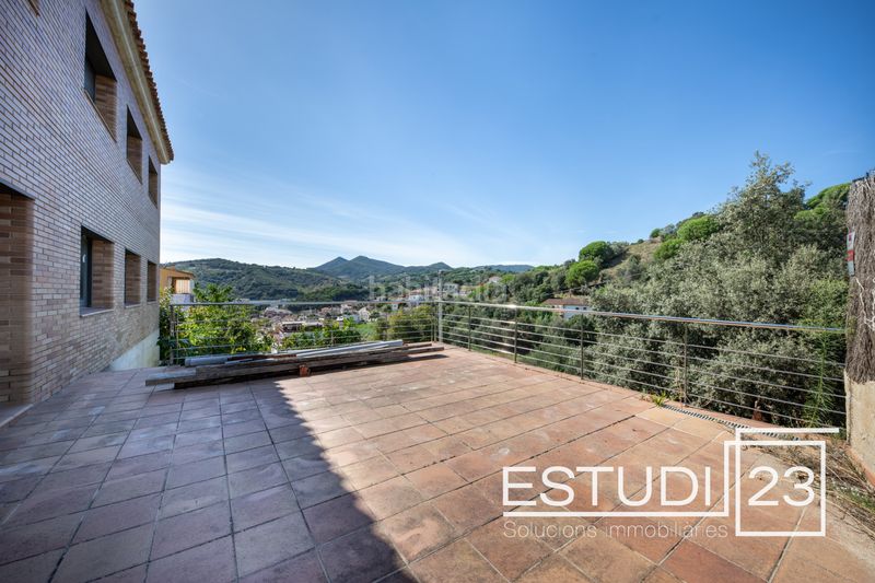 Foto 2081b7e7-9a8e-4b98-a816-52cd243fc8b4. Casa amb aparcament a Arenys de Munt