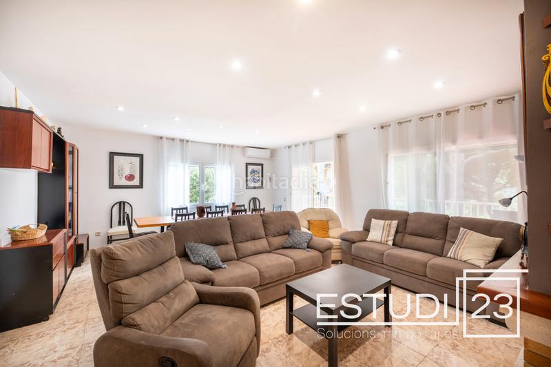 Foto 0e00e19e-ec07-4787-a893-9c783d52c1f6. Maison avec cheminée chauffage parking dans Arenys de Munt