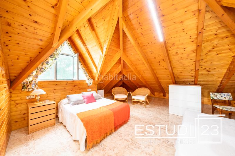 Foto aabbf21f-1a5f-4ce8-8dfe-9a2fd1349905. Maison avec cheminée chauffage parking dans Arenys de Munt