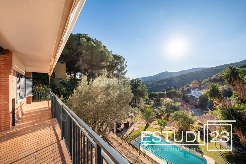 Foto 73ed1b5b-6568-4576-885d-d7cc8595c461. Chalet con camino riscaldamento piscina in Arenys de Munt