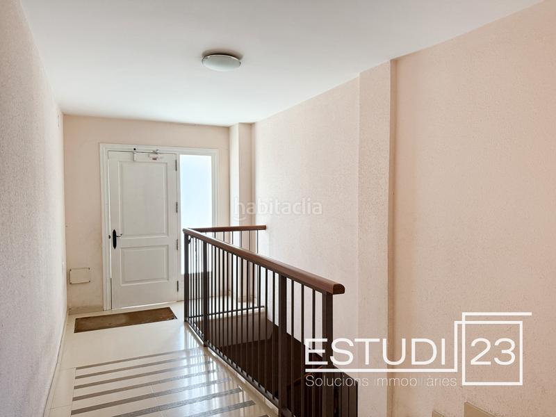 Foto 1aa6f5df-4b18-4b1f-a537-d5ffd3d42f54. Dúplex  amplio y luminoso con 2 plazas de parking incluidas en Canet de Mar