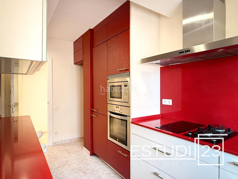 Foto ba5b727d-0e13-4673-9b24-8e938f048672. Dúplex  amplio y luminoso con 2 plazas de parking incluidas en Canet de Mar