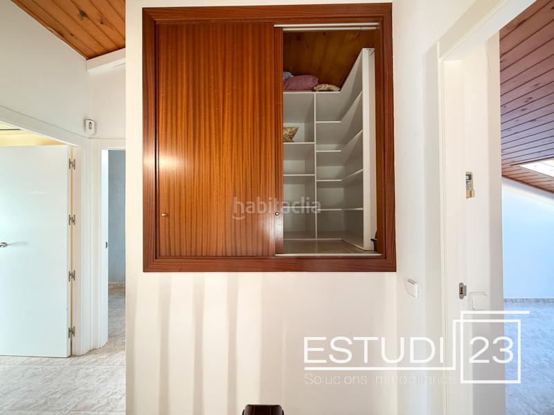 Foto fab82ad6-a84a-47c3-b846-c29bf4de2b18. Dúplex  amplio y luminoso con 2 plazas de parking incluidas en Canet de Mar