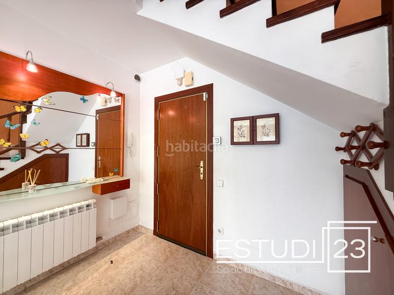 Foto fd4675ee-5ea7-453f-81ed-59853c607fbd. Dúplex  amplio y luminoso con 2 plazas de parking incluidas en Canet de Mar