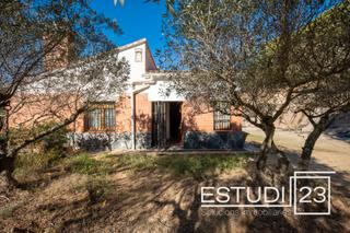 Masia a Urbanitzacions. Magnifica finca rodeada de naturaleza y vistas a mar