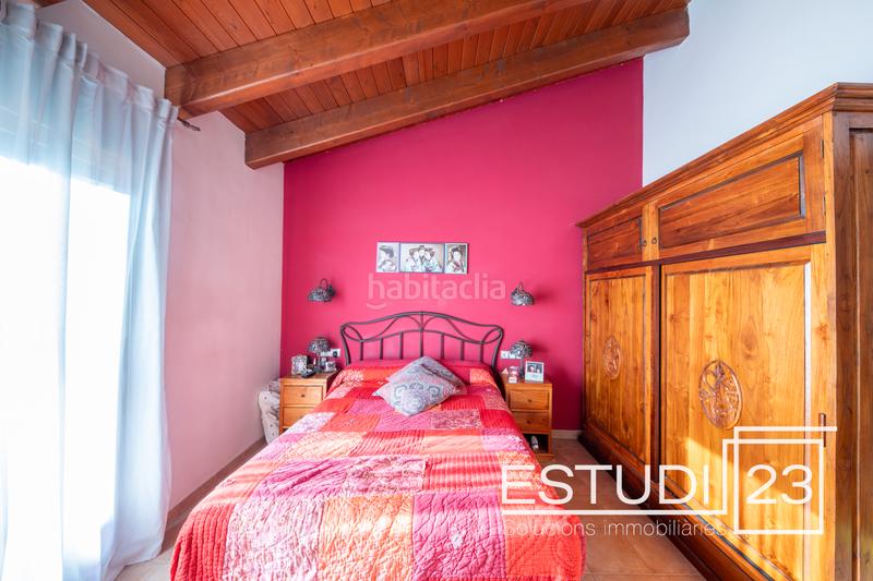 Foto 8a48ee1c-1a86-40a7-a4dc-0b421de93f40. Casa adosada magnífica casa adosada con gran parking en Palafolls