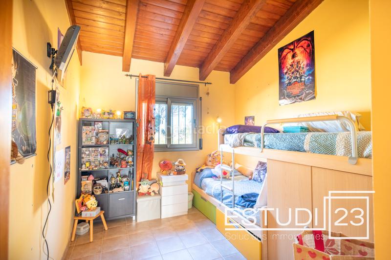 Foto c7f778e6-26c9-43bc-8f44-83277bb4ed60. Casa adosada magnífica casa adosada con gran parking en Palafolls