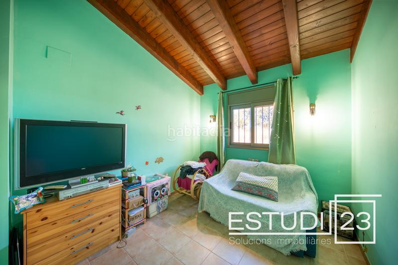 Foto d4e912aa-738d-40c2-a2b1-473b3728028f. Casa adosada magnífica casa adosada con gran parking en Palafolls