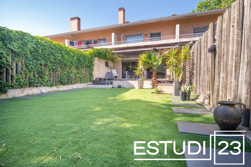 Foto ea8dd88d-d519-4e1e-b4ae-6e8a902d3f36. Chalet en Arenys de Munt