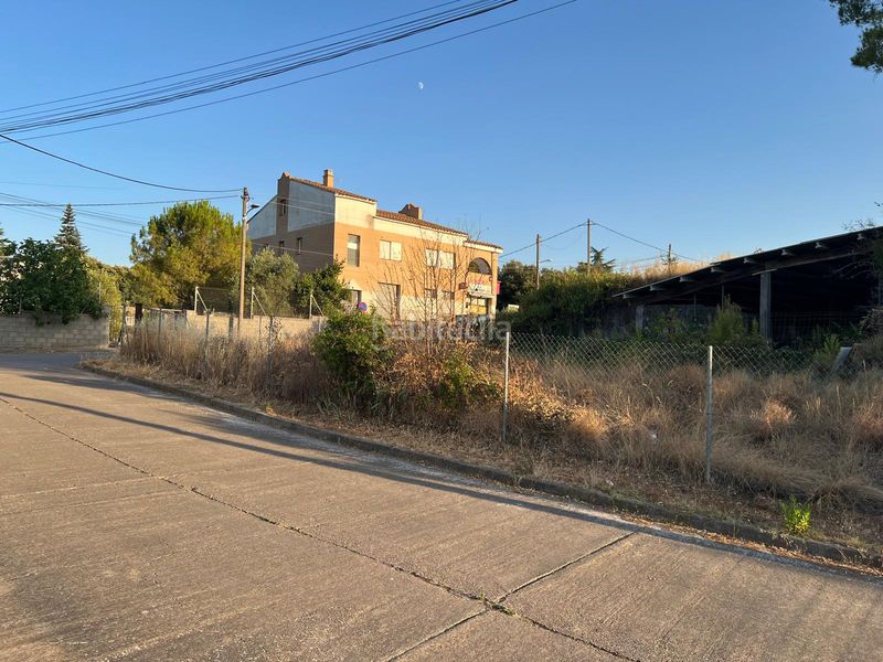 Foto 90a106d1-e4bf-4fe6-abab-a60269af4211. Terreny residencial a Rellinars
