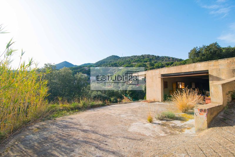 Foto 32ef14e1-96cd-4931-987b-462e9a4bab75. Terreny residencial a Arenys de Munt