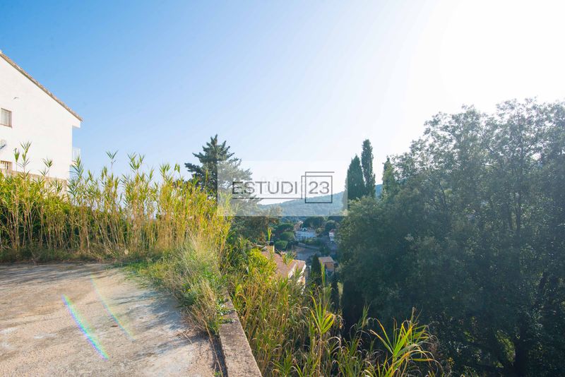 Foto 34f0adc2-4c56-4e42-9178-1302cad9f26d. Terreny residencial a Arenys de Munt