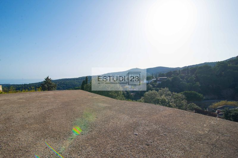 Foto 8083c86f-e97b-4759-bb4f-7eb5cdaff0d8. Terreny residencial a Arenys de Munt