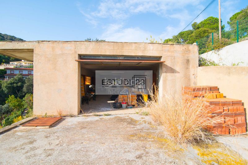 Foto b02e9e93-23f9-40b9-b284-56ad2c6fa001. Terreny residencial a Arenys de Munt