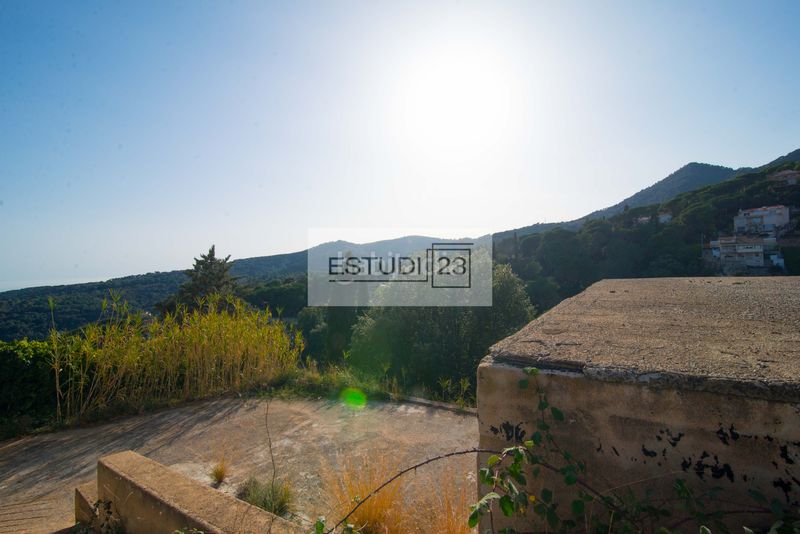 Foto b7a053a8-5ab1-4bbb-a86d-fd9113e5f834. Terreny residencial a Arenys de Munt