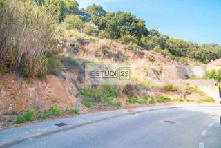 Terreny residencial  Carrer parlament de catalunya. Parcela urbanizable a un paso del centro