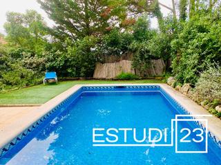 Maison à Carrer els ametllers 4. Magnífica oportunidad de compra! casa a 4 vientos con piscina