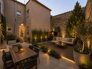 Casa adosada en Plaça carles esteve de rich 28. Baix empordà, jafre, casa