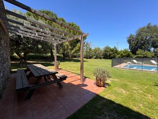 Masia a Carrer indústria 23. Baix empordà, rupià, masia