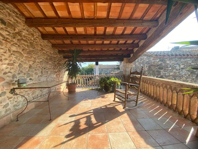 Foto 551e1c3d-5061-4723-9d52-a63905a8b064. Casa a carrer ample 30 a Bordils