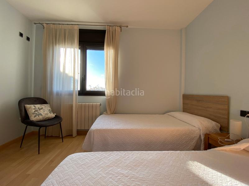 Foto 14087367-bd80-4928-8cda-6e74dbde38b0. Casa a carrer gran 25 a Garrigàs