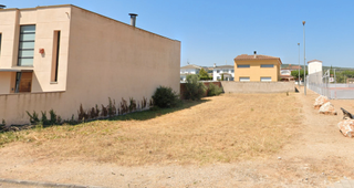 Terreny residencial a Carrer moreres 19. Alt empordà, llers.