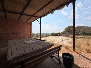 Maison jumelée à Plaça constitucio 2. Baix empordà, ultramort, casa