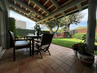 Casa a Carrer mestre sires 3. Baix empordà, mont-ras, casa