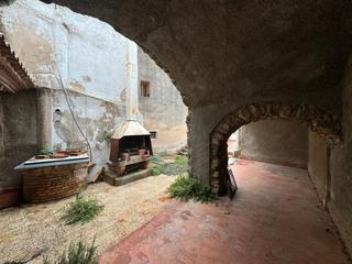 Casa in Plaça major 2. Baix empordà, calonge, casa de pueblo.