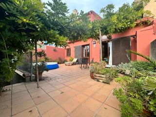 Casa adossada a Carrer girona 14. Baix empordà, torroella de montgrí, casa.
