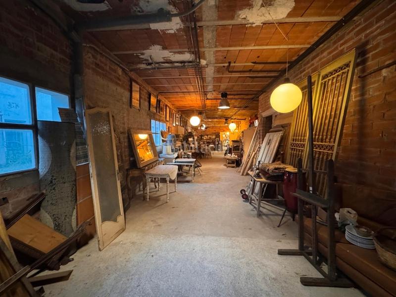 Foto a1ad82e4-ee42-4365-ad37-98d33e05a624. Locale commerciale in Bisbal d´Empordà (La)