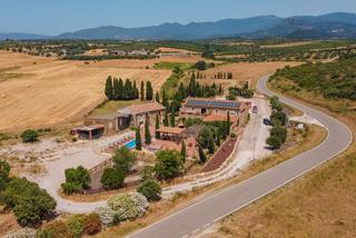 Masia a Peralada. Alt empordà, mollet de perelada, masia