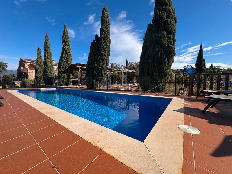 Foto 2943a5f0-a42f-4c2f-ae77-f588c0bfc9e5. Bauernhof mit kamin heizung parking pool in Peralada