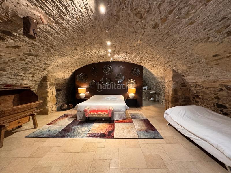 Foto 34e06eed-536d-45d4-82c1-935272124171. Bauernhof mit kamin heizung parking pool in Peralada