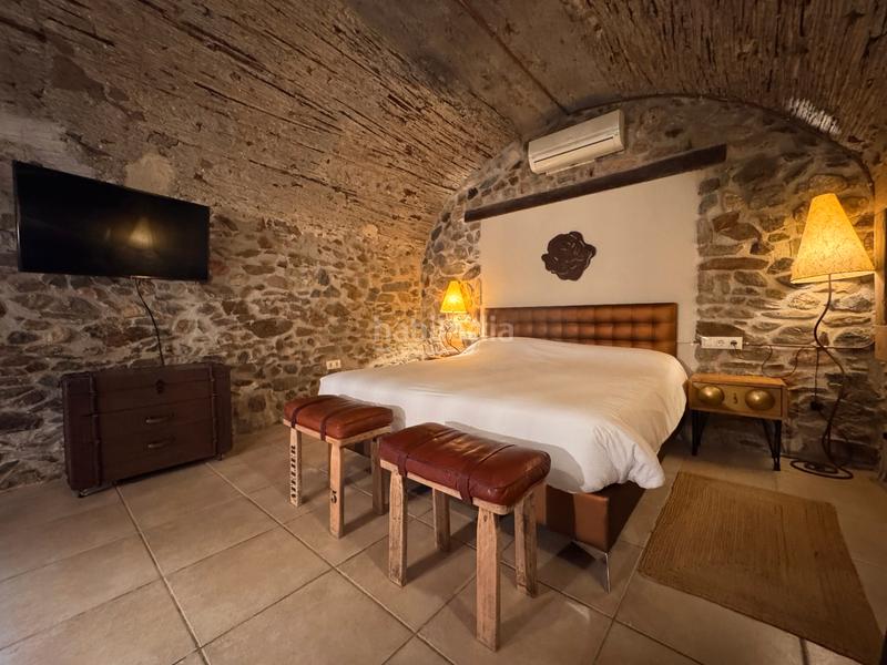 Foto 53cca0c3-6106-405c-b57a-303f11dc5983. Bauernhof mit kamin heizung parking pool in Peralada