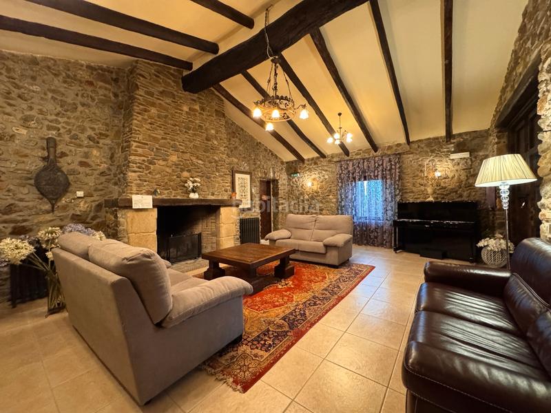 Foto ccb535c4-220b-4004-8087-8d36bf68d97b. Bauernhof mit kamin heizung parking pool in Peralada