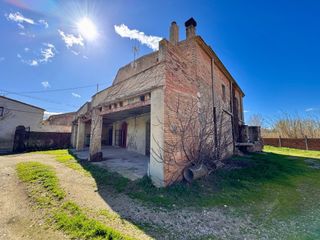 Bauernhof in Carrer nou 5. Alt empordà, vilanova de la muga, masía amb volta catalana..