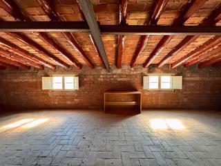 Masia a Carrer nou 5. Alt empordà, vilanova de la muga, masía.